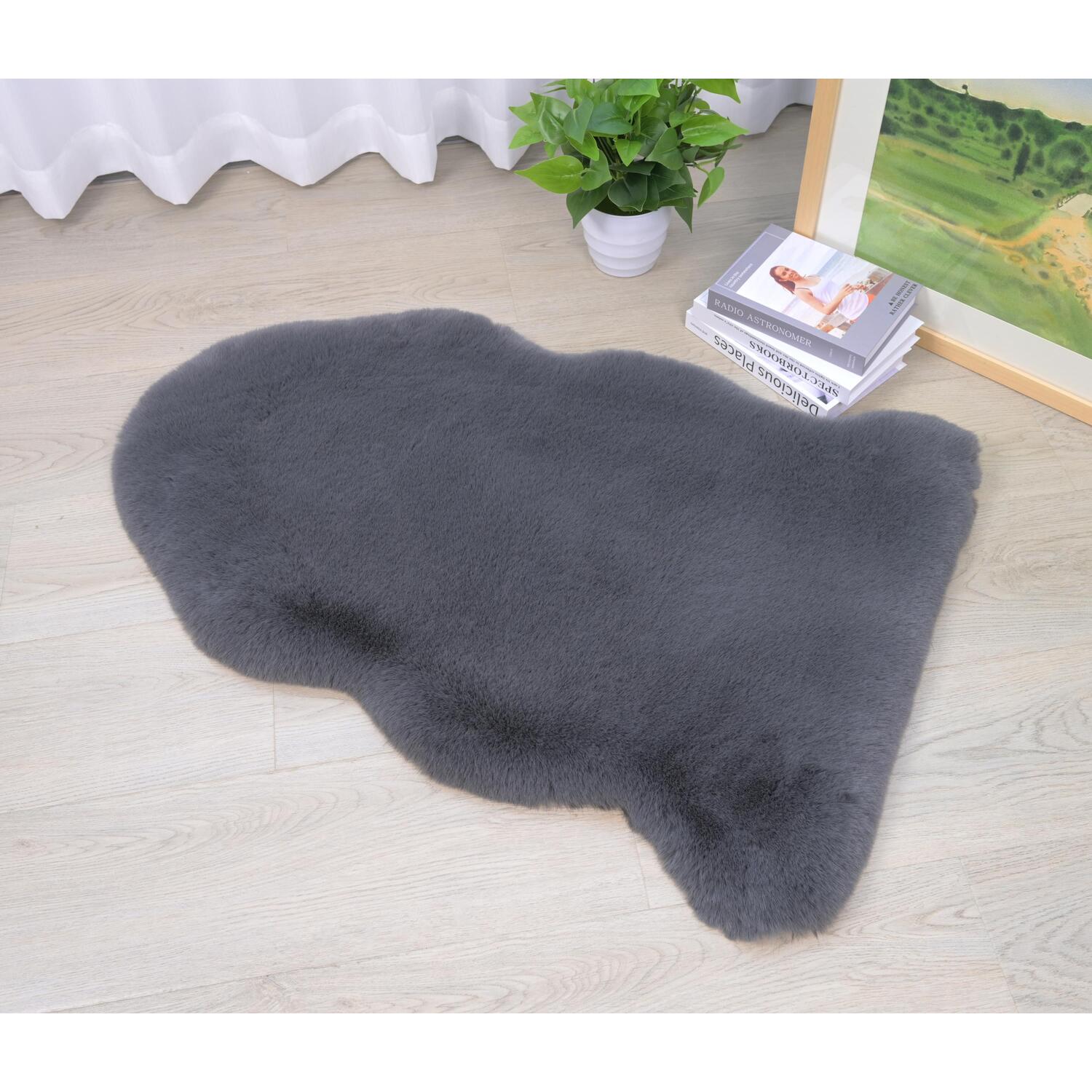 Deluxe Faux Rabbit Fur Rug - Midnight Grey Image 2