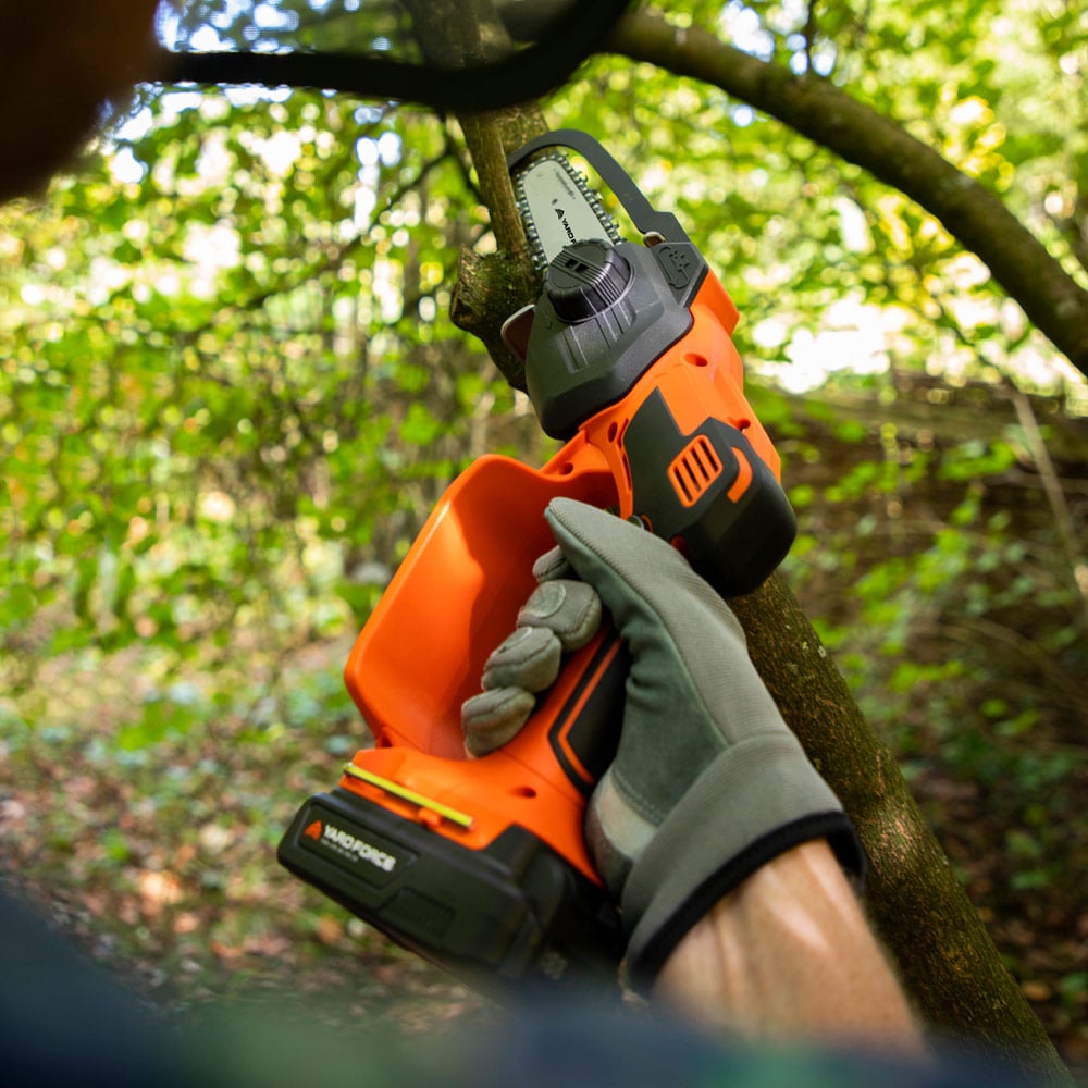 Yard Force LS C13 20V Cordless Pruning Saw Image 5