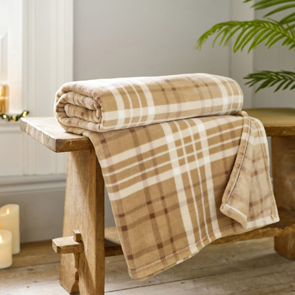 Deyongs Umber Check Pattern Snuggle Touch Throw 140 x 180cm Image 2
