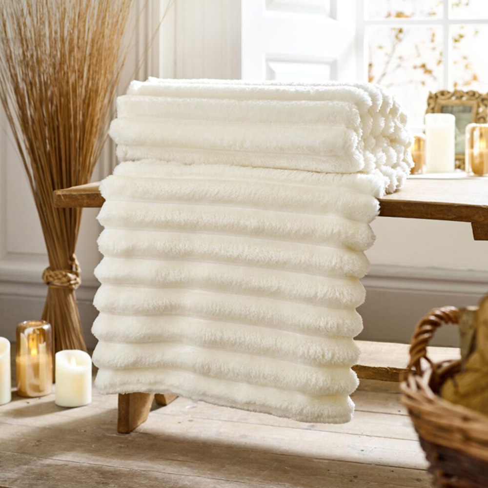 Deyongs Alnwick Cream Throw 140 x 180cm Image 2