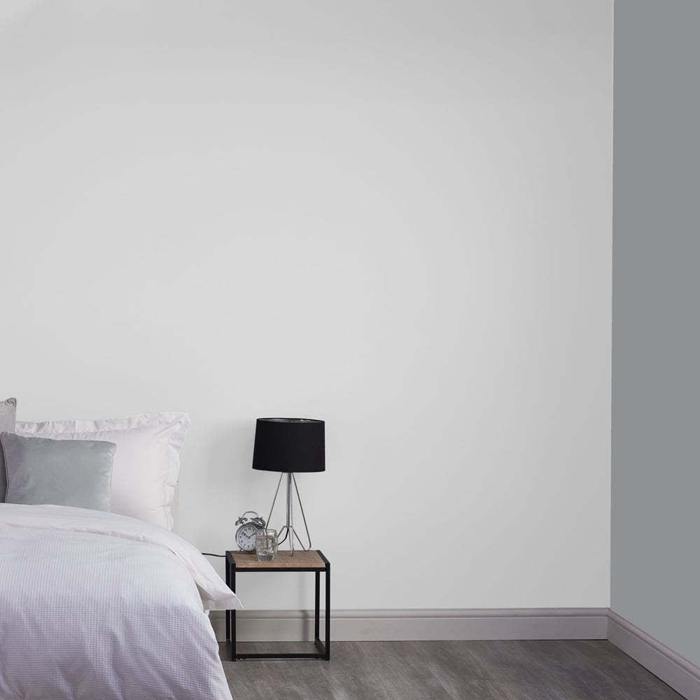 Superfresco Easy Fade White Wallpaper Image 4