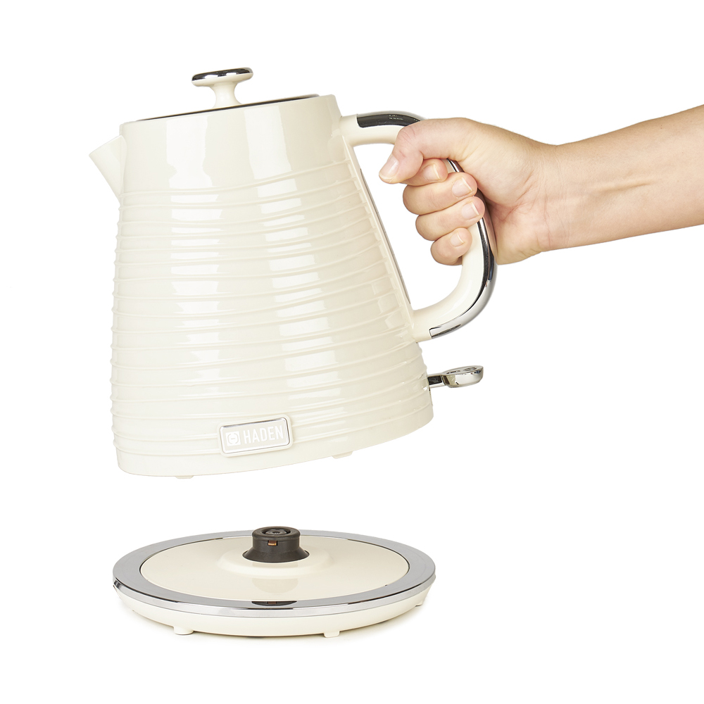 Haden 204417 Cream Devon Kettle 1.7L Image 3