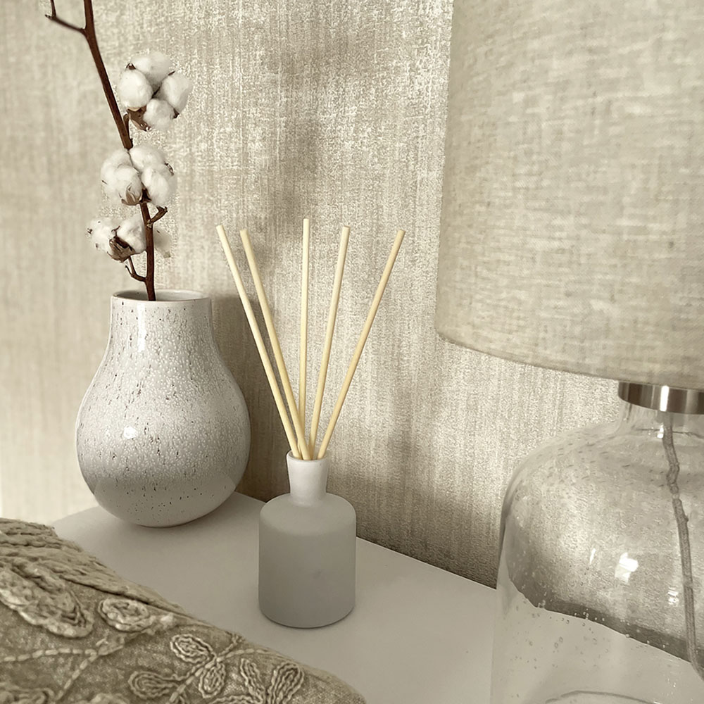 Belgravia Giovanna texture beige textured wallpaper Image 3