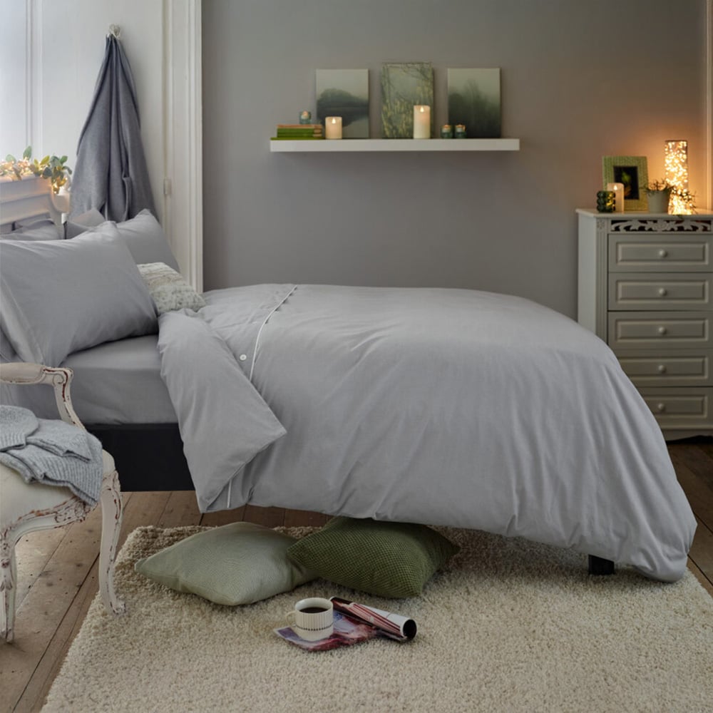 Deyongs Southwick Super King Size Grey Reversible Duvet Set Image 1