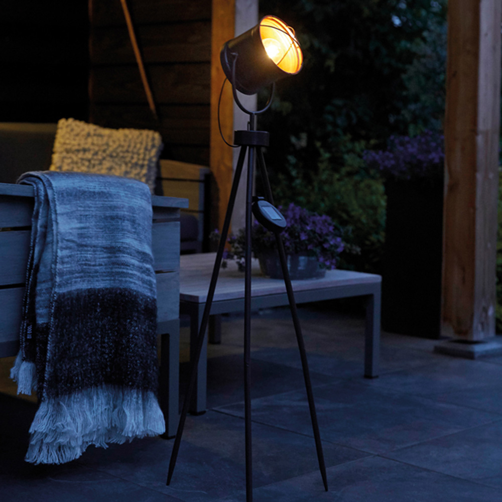 Luxform Leipzig LED Solar Garden Studio Tripod Image 2