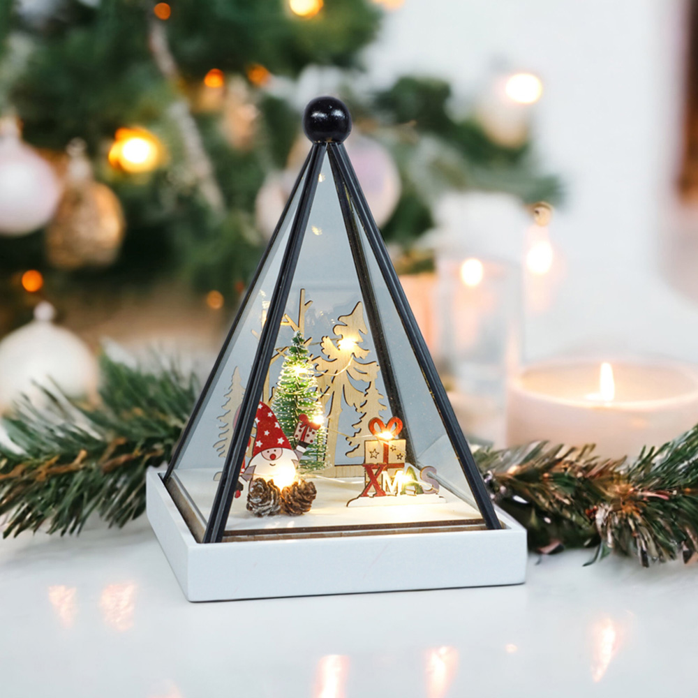 Xmas Haus Triangle Hurricane Glass Led Gonk Scene Image 5