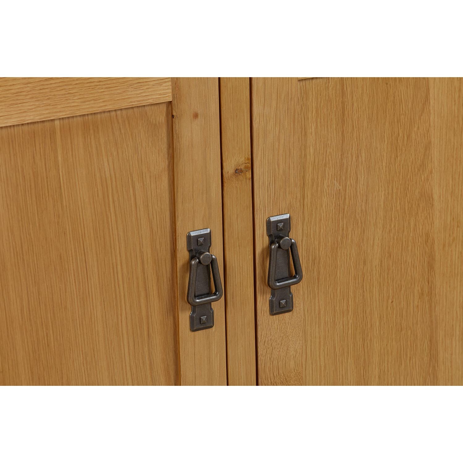 Kinsale 3 Door 3 Drawer Oak Basket Sideboard Image 7