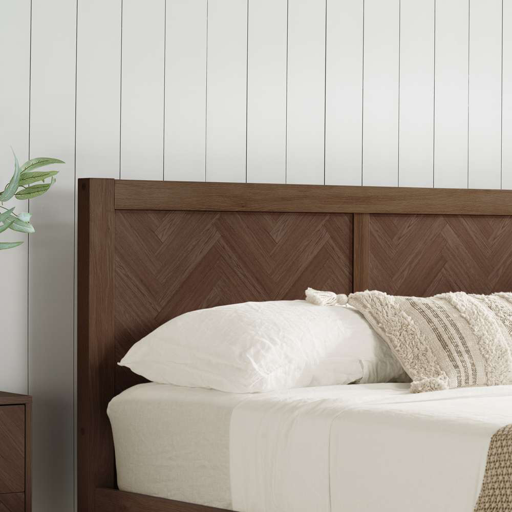 Herringford Double Ottoman Bed Image 5