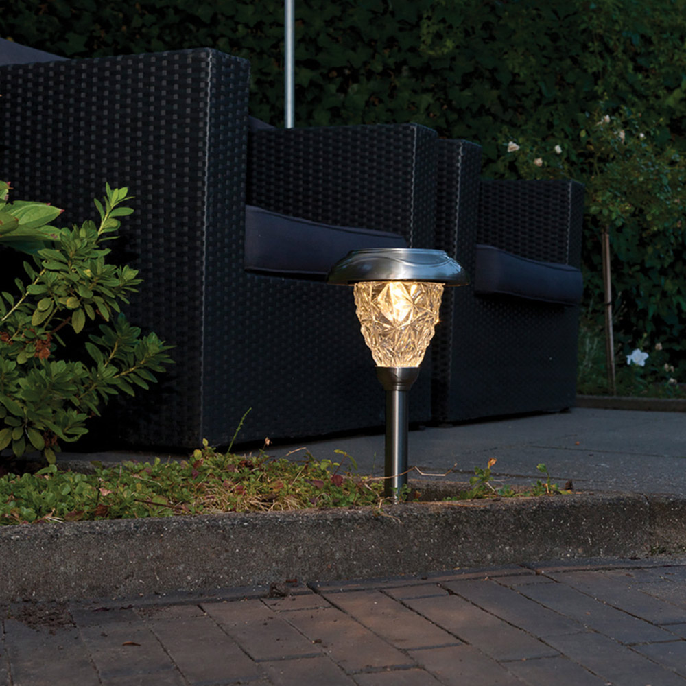 Luxform Saint Etienne Solar LED Spike Light Image 2