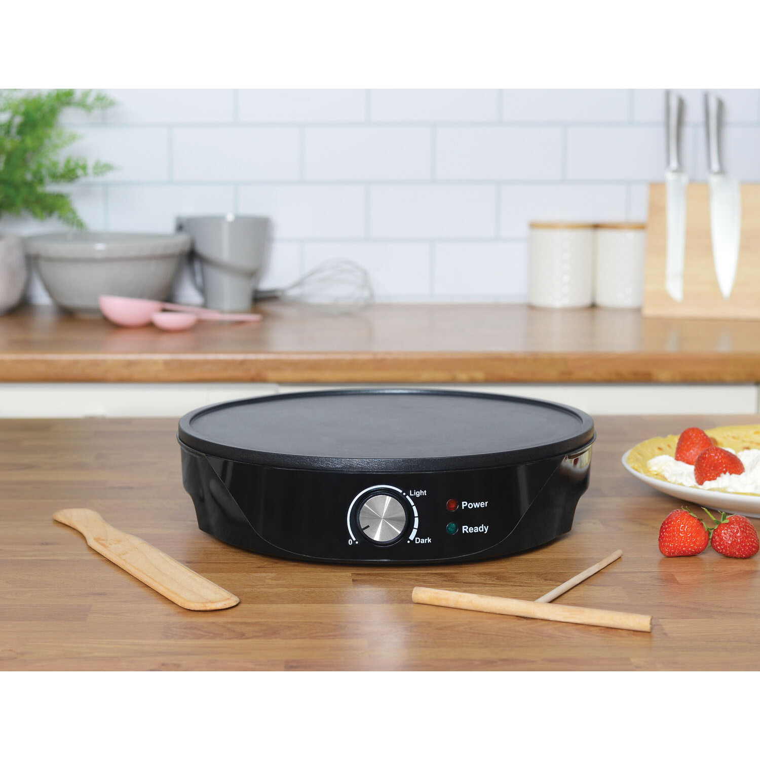 Black Crepe Maker Image 2