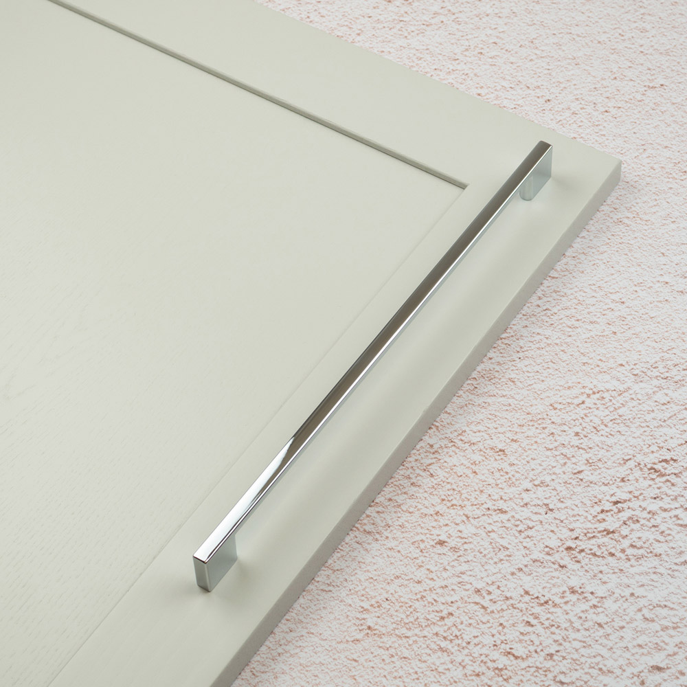 Handle & Home Polished Chrome Square D Handle 320mm Image 2