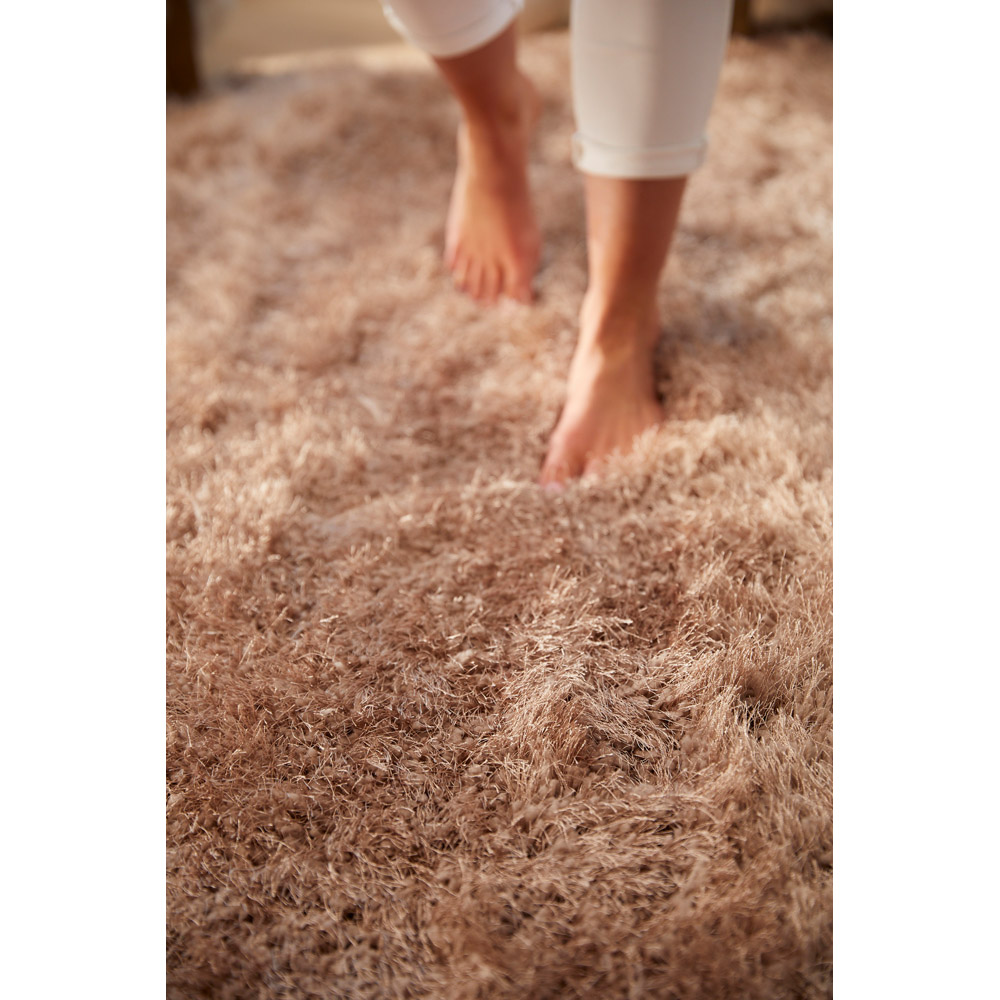 Origins Chicago Latte Shaggy Rug 160 x 230cm Image 5