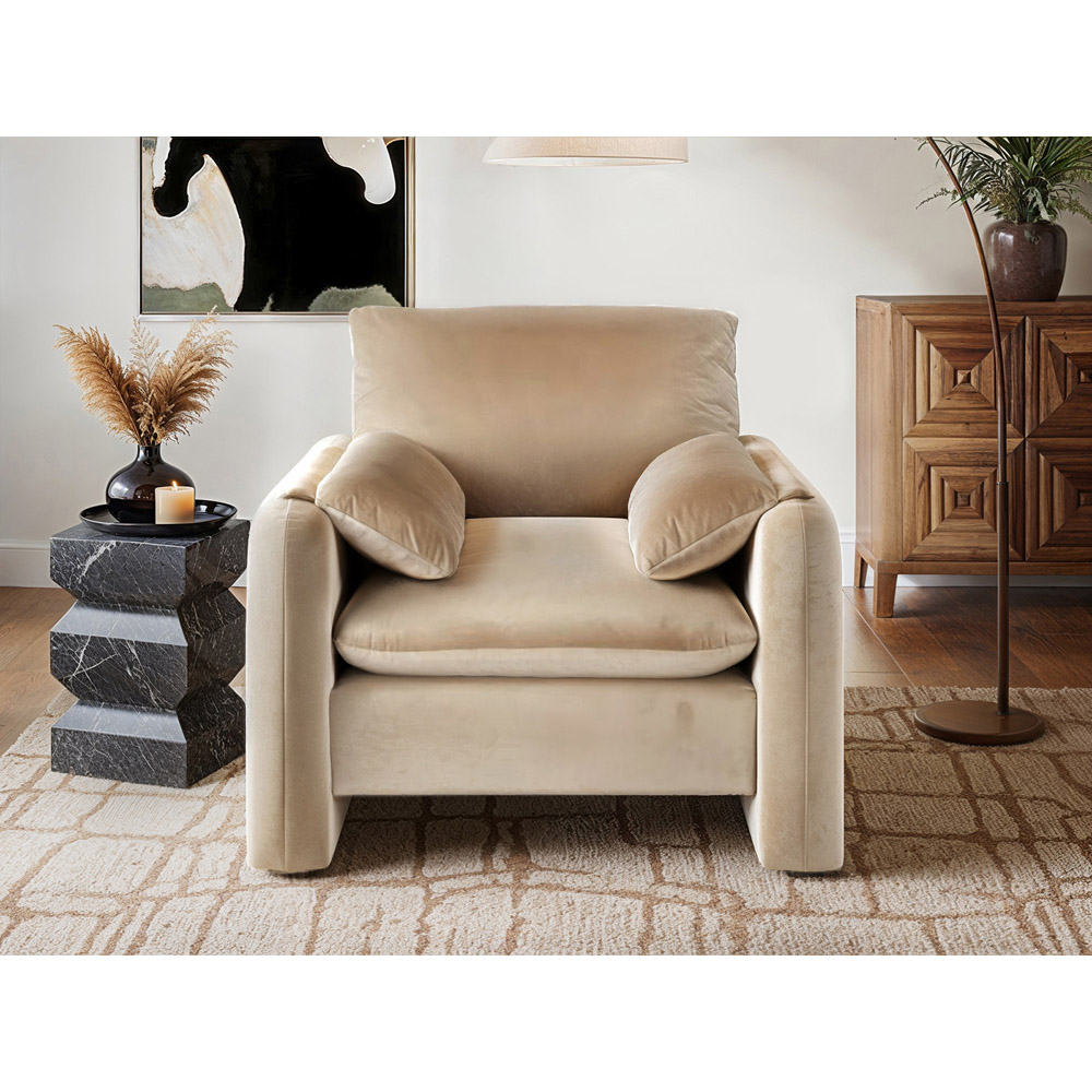Solace+Co Wren Sand Velvet Accent Chair Image 4