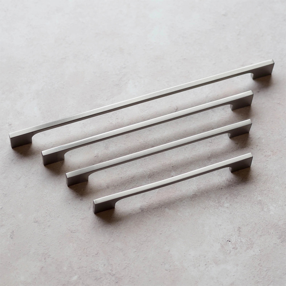 Handle & Home Brushed Nickel D-Shaped Slim Pull Handle 224mm Image 2