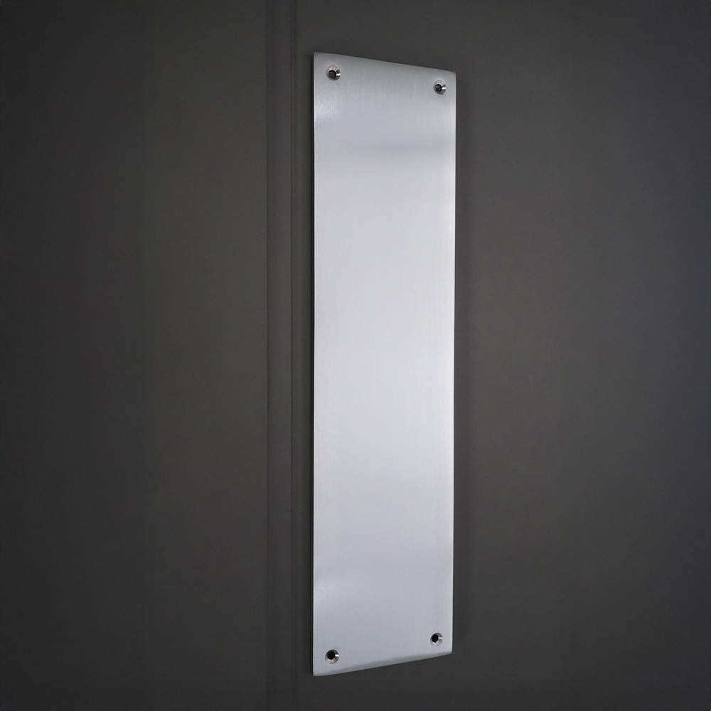 Spira Brass Victorian Plain Square Satin Chrome Finger Plush Plate 300mm Image 4