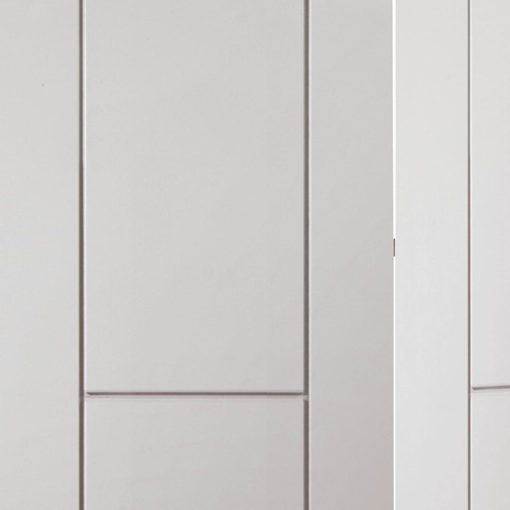 JB Kind Tigris White Internal Pre-Finished Bi-fold Door 1981 x 762mm Image 3