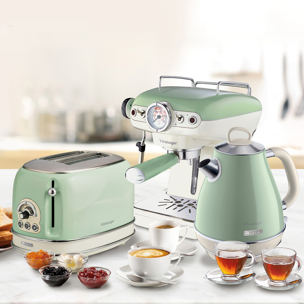 Ariete Vintage ARPK5 2 Slice Toaster Jug Kettle and Espresso Coffee Maker Set Image 2