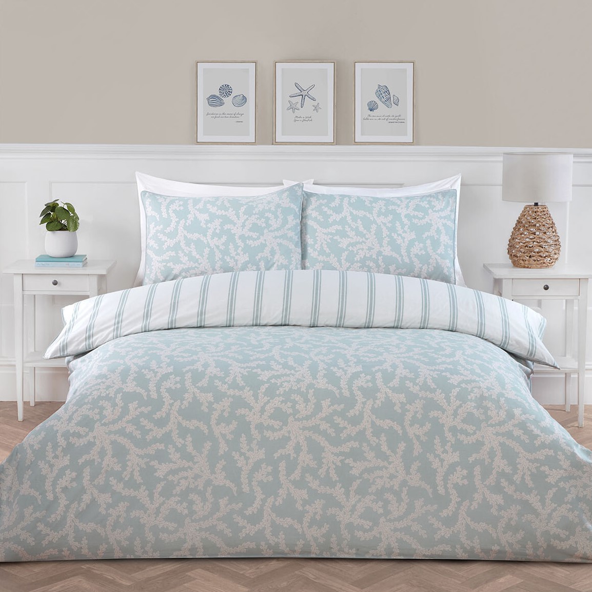 Coral Cove Duvet Set - Blue / Superking Image 1