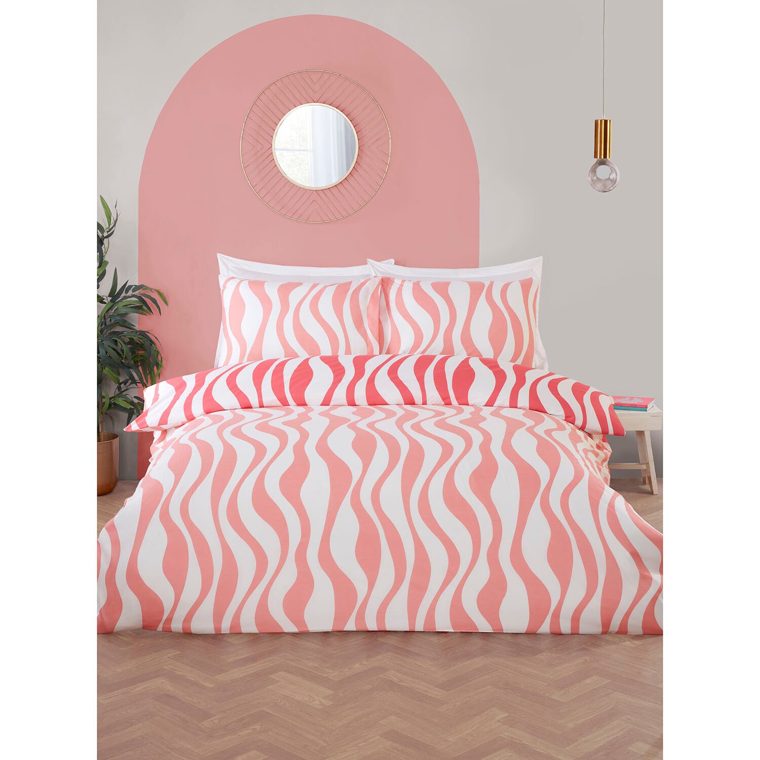 Kiko Duvet Set - Pink / Double Image 2