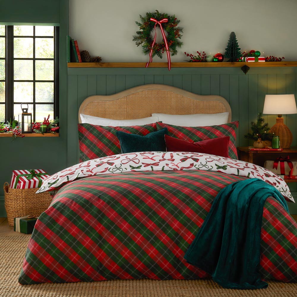 Furn Super King Size Nathalie Festive Bows Printed Reversible Duvet Set Image 2