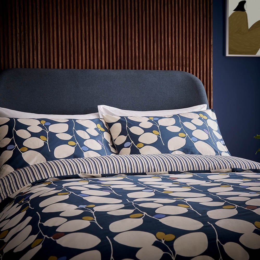 Helena Springfield Althea Double Navy Duvet Set Image 6