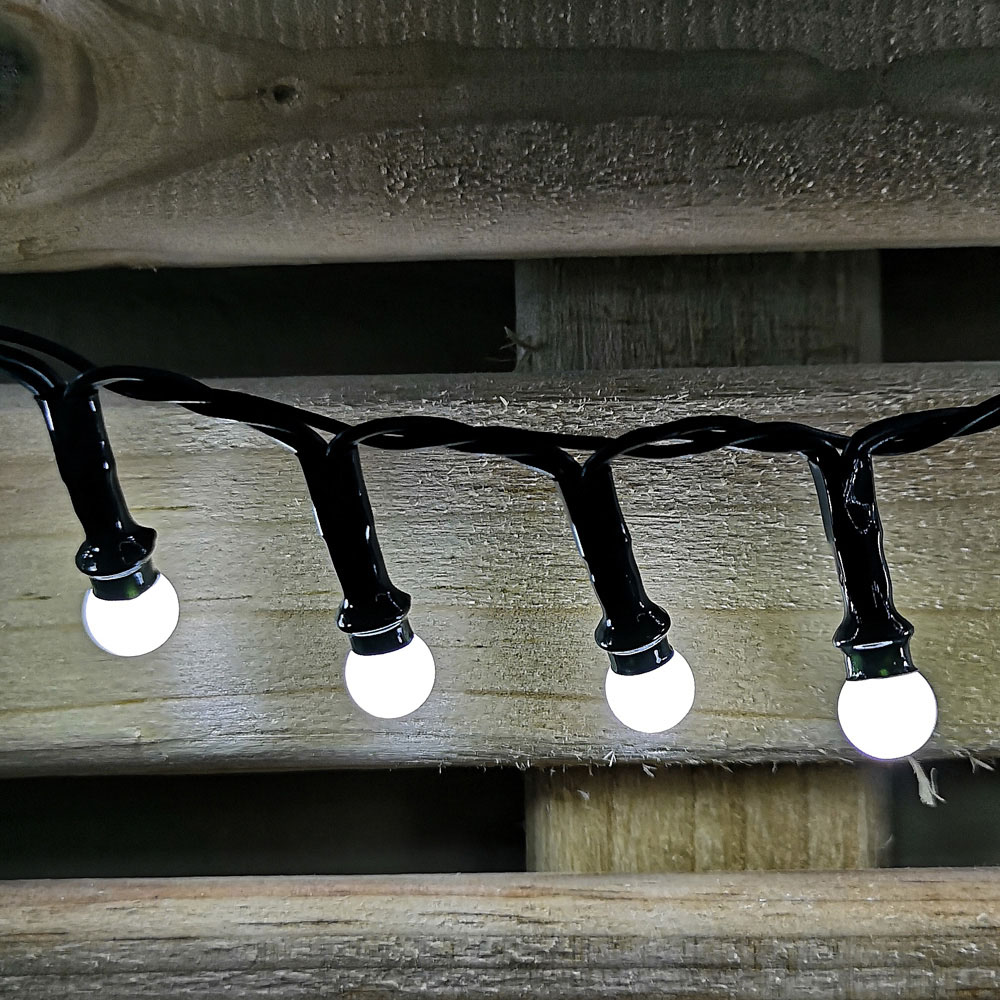 Samuel Alexander 150 White LED Frosted Berry Multi-Function Green String Light 4m Image 6