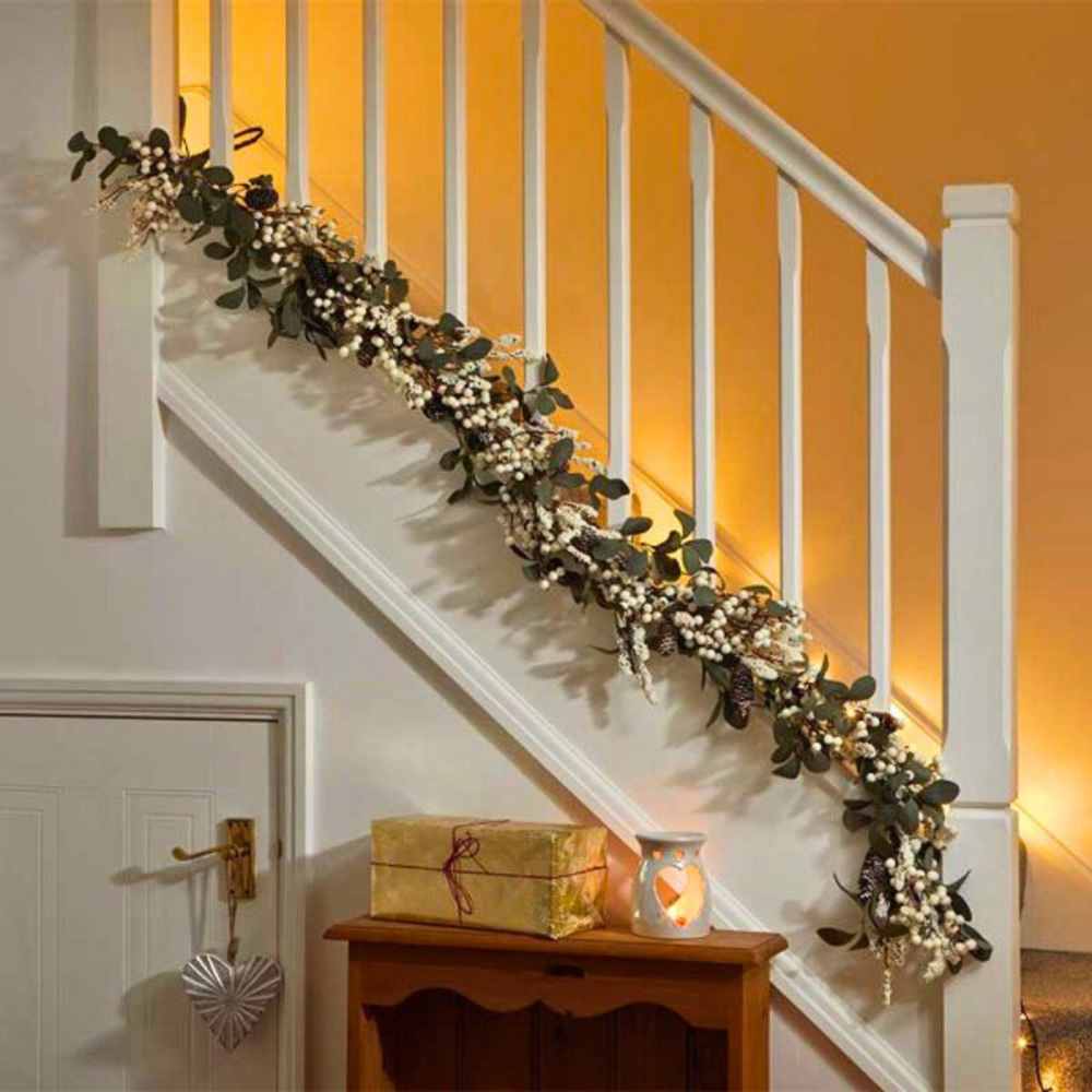 Samuel Alexander White Winter Berry Garland with Foliage 180cm Image 2
