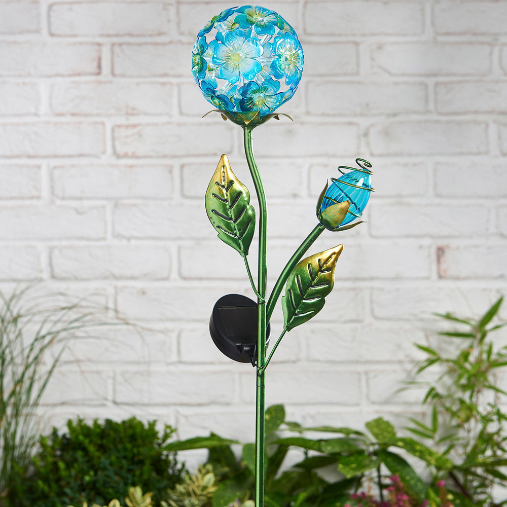 Single Floral Ball Solar Stake Light in Assorted styles Image 8