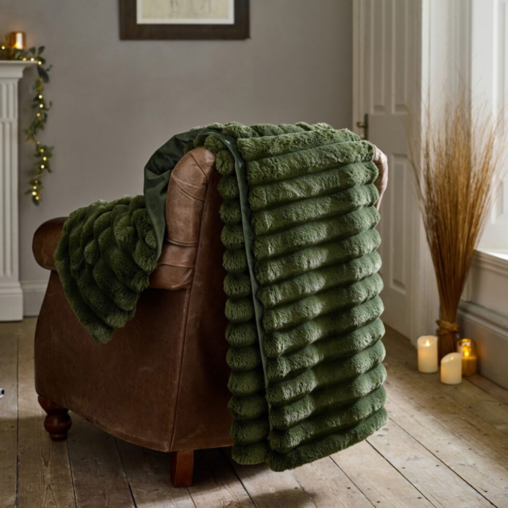 Deyongs Kenwood Fern Faux Fur Throw 130 x 170cm Image 2