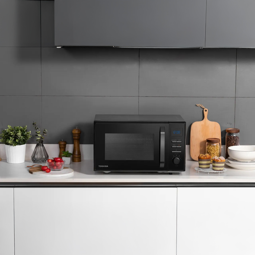 Toshiba AJ0891 Black 25L Freestanding Combination Microwave Oven Image 2