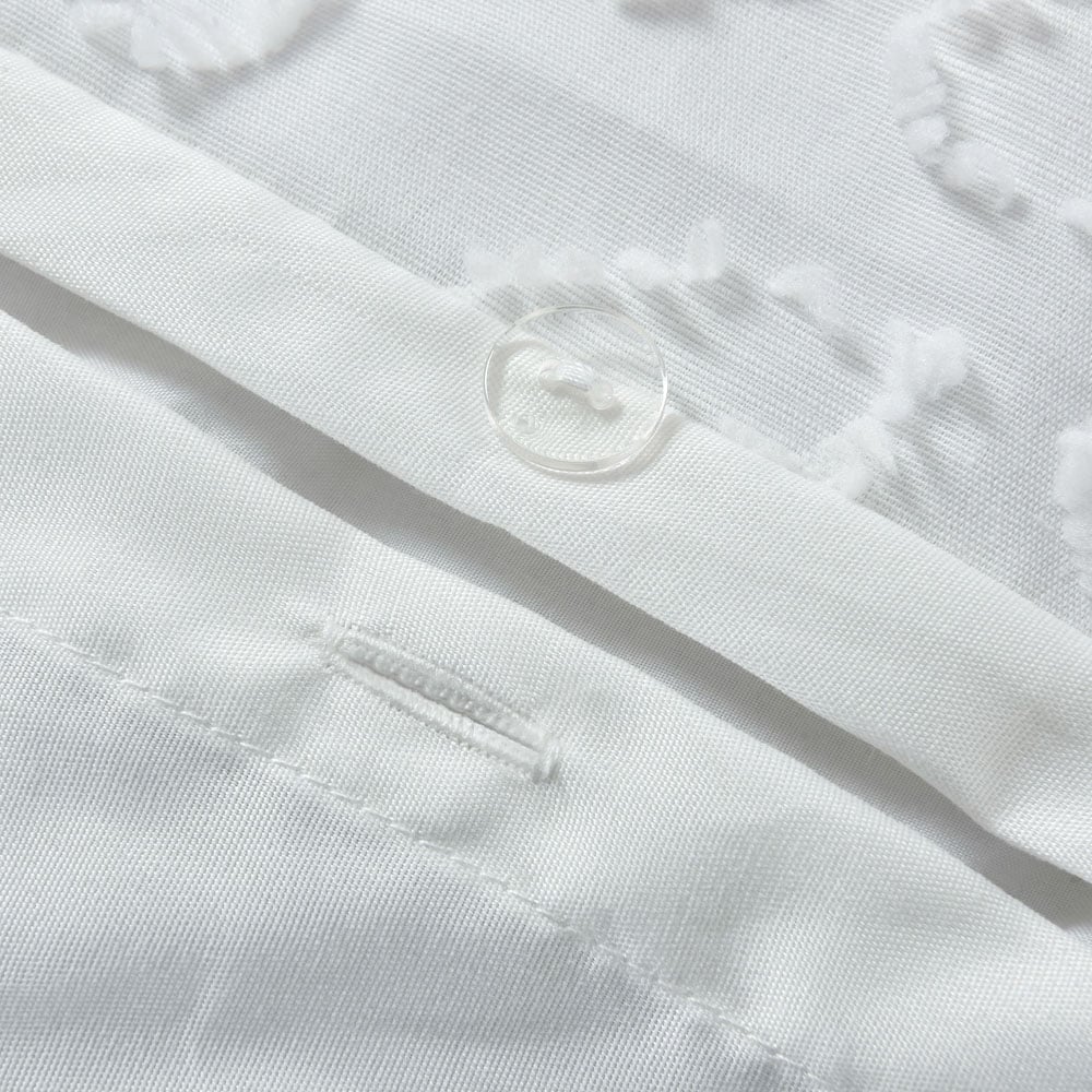 Intimates Astra Single White Tufted Duvet Set Image 3