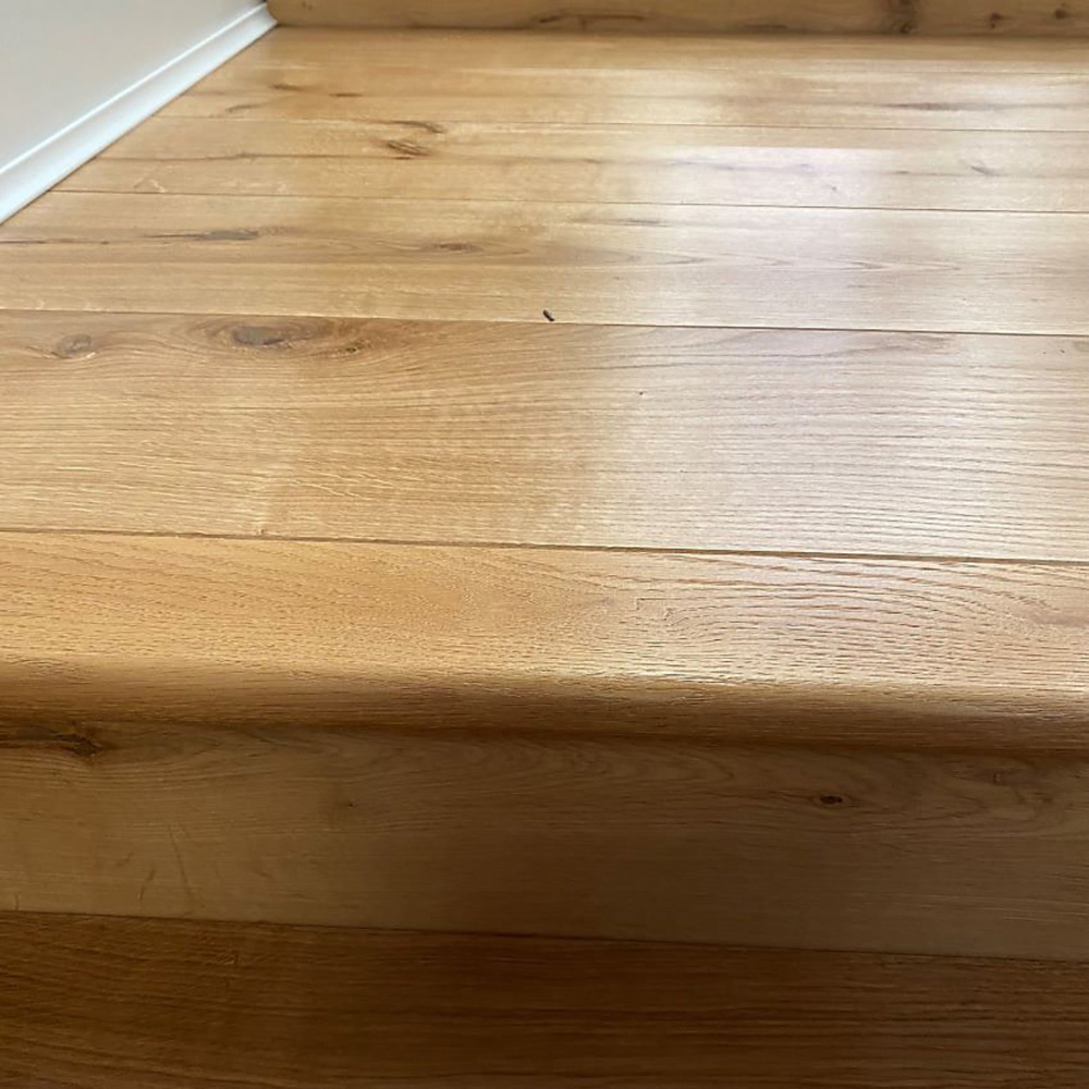 Signature Collection 60 x 26mm Unfinished Solid Oak Tongue and Groove Nosing 90cm Image 2