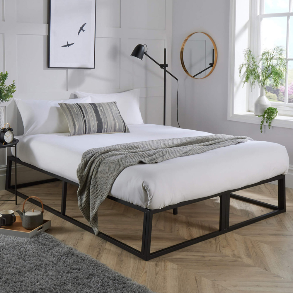 Home Source Double Black Metal Platform Bed Base Image 1