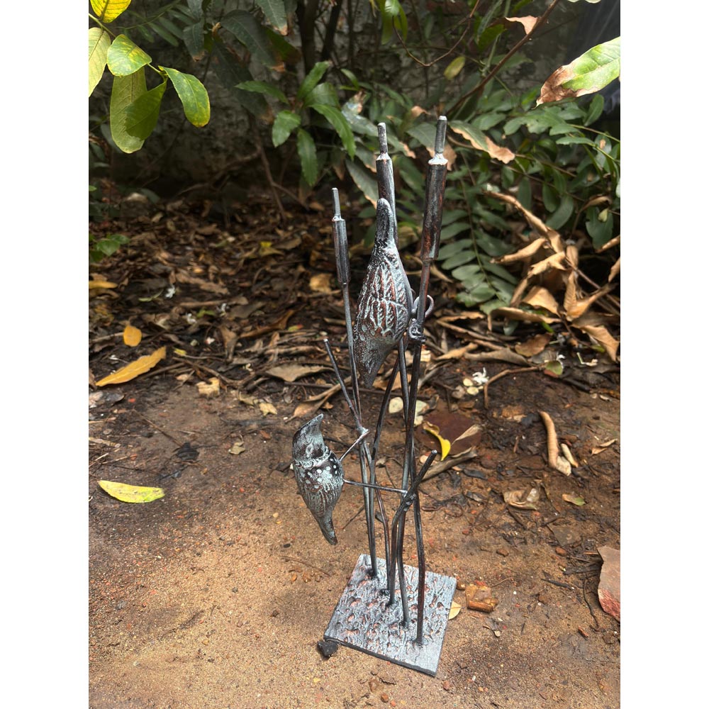 Inspirational Gifting Birds on Reeds Cast Aluminium Garden Ornament Image 2