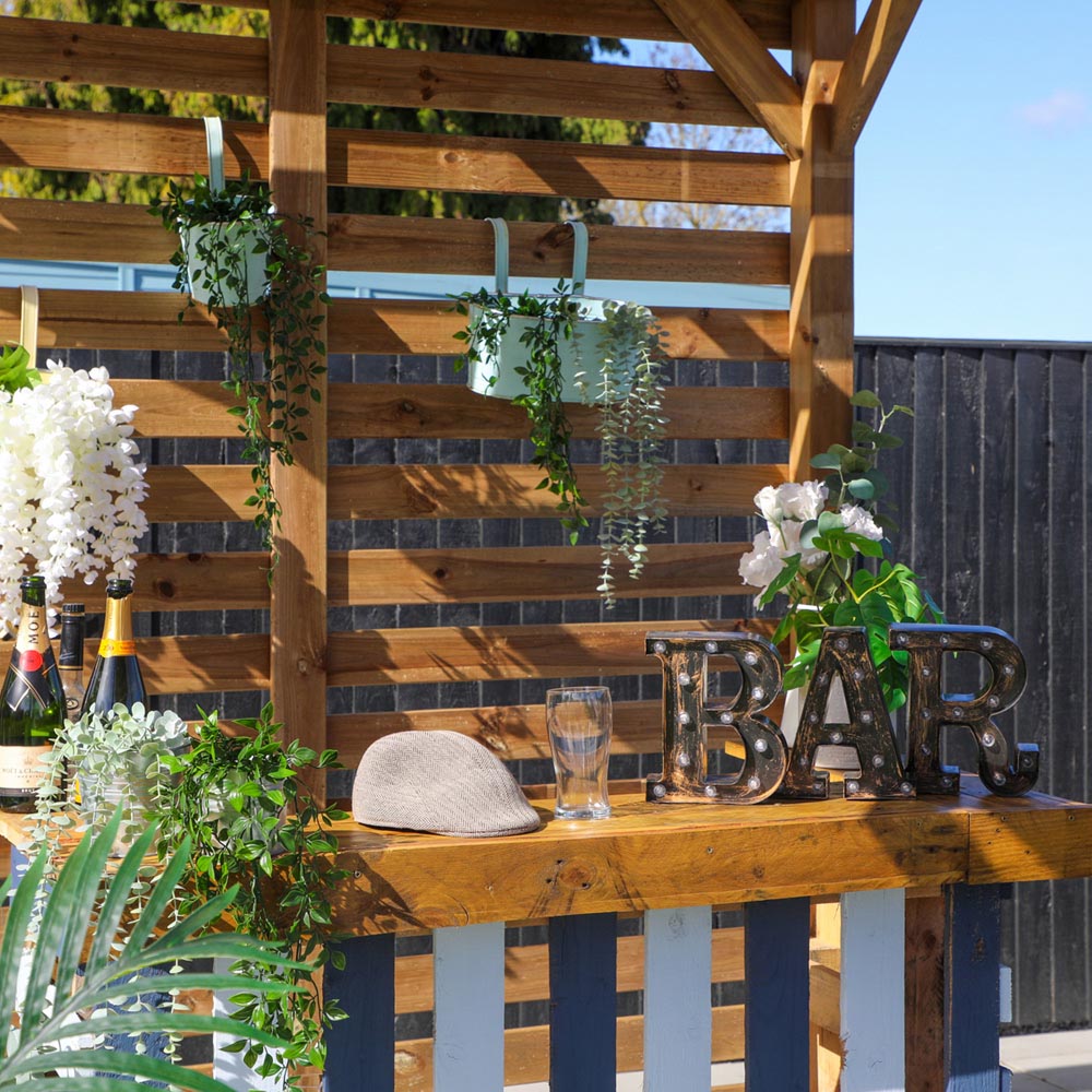 Mercia 4 x 2m Modern Pergola Image 3