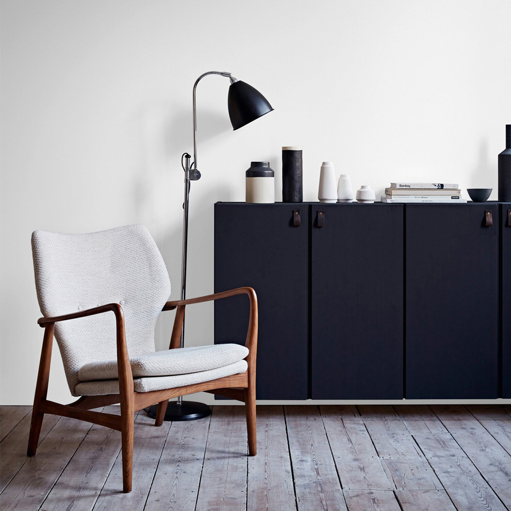 Crown Breatheasy Pure Brilliant White Matt Emulsion Paint 2.5L Image 4