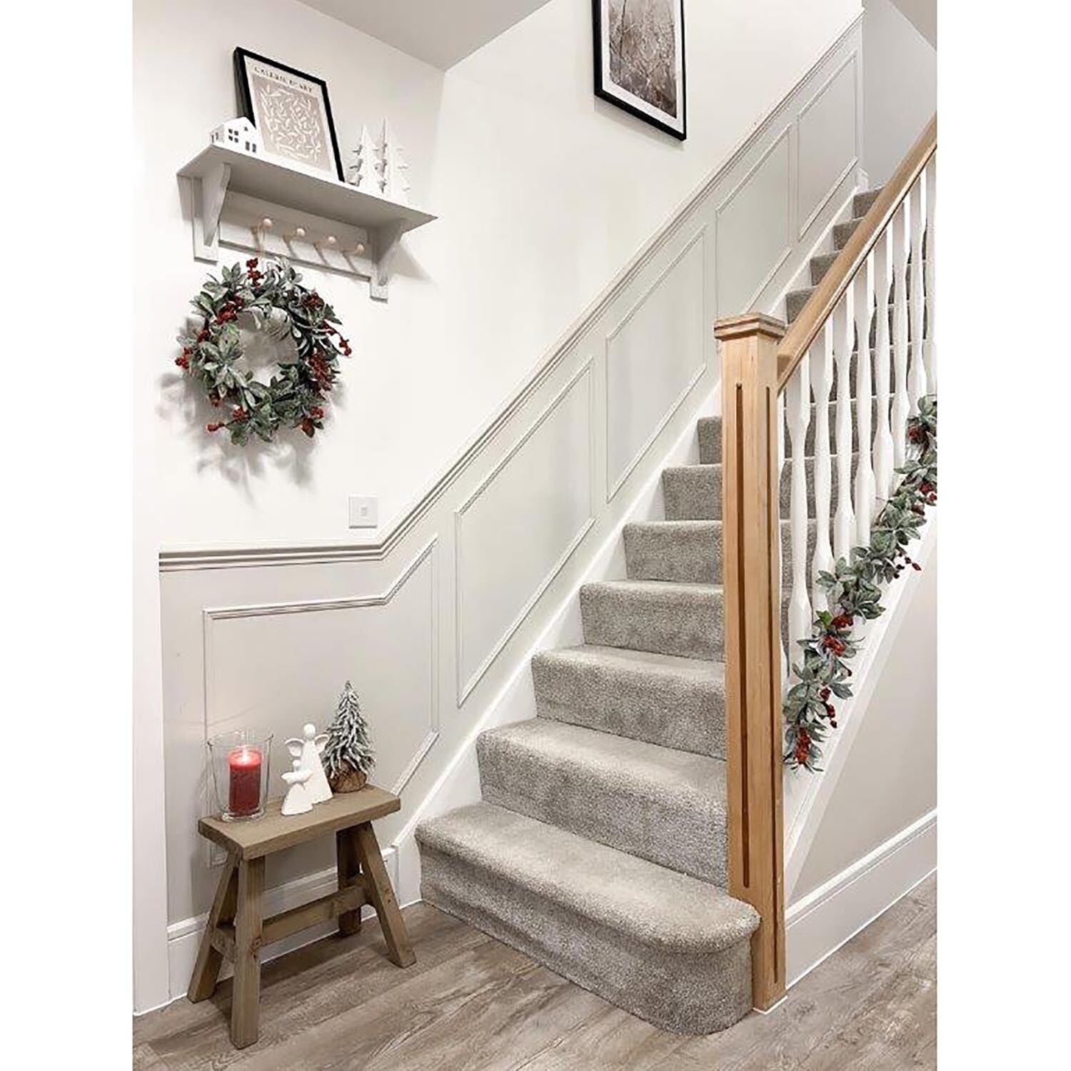 Red Berry Garland with Leaves - Red Image 5