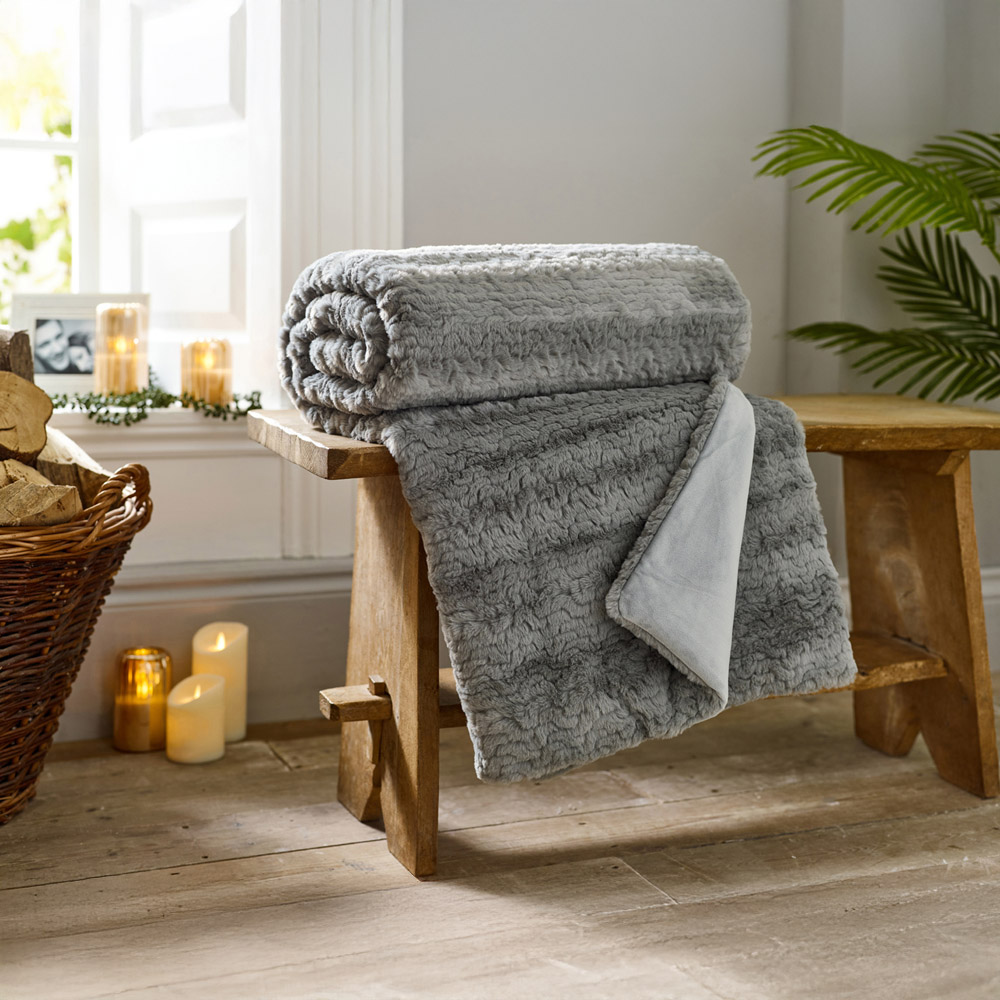 TLC Ashridge Faux Fur Grey Throw 130 x 170cm Image 2