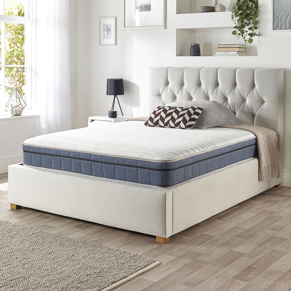 Aspire Catherine Lansfield Small Double 1000 Lush Pocket Mattress Image 2