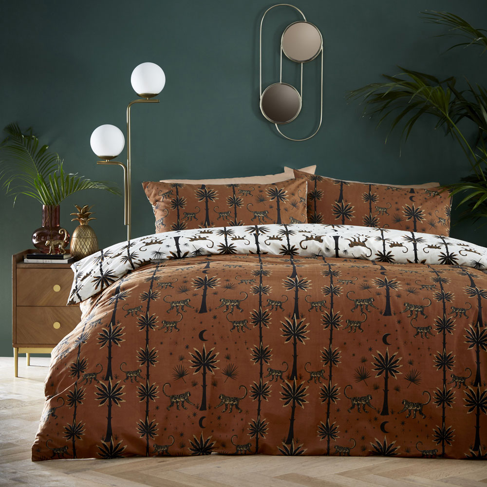 furn. Desert Monkey King Size Amber Duvet Set Image 1