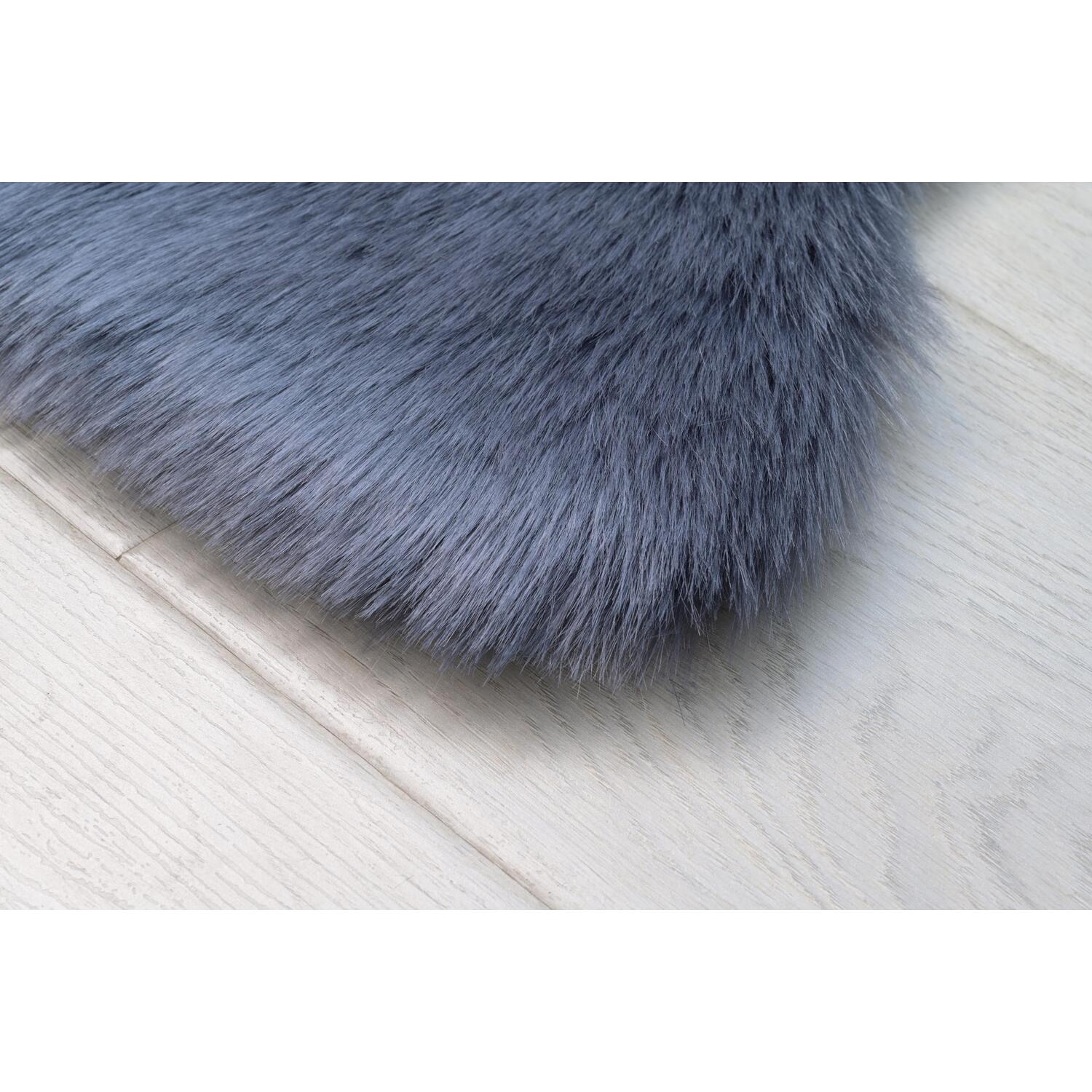 Arctic Grey Faux Fox Fur Sumptuous Rug 90 x 60cm Image 3