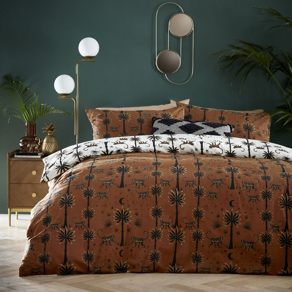furn. Desert Monkey Super King Amber Duvet Set Image 6