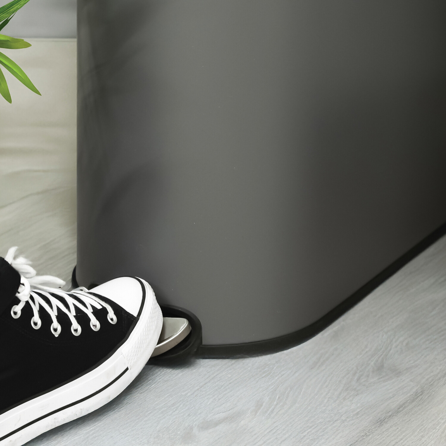 Living Solutions Butterfly Recycle Bin Grey Image 6