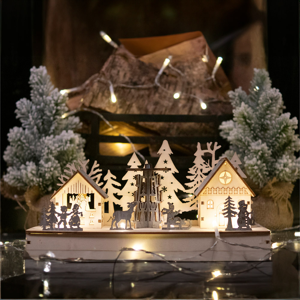 Xmas Haus Light Up Wooden Festive Scene Decoration Image 2