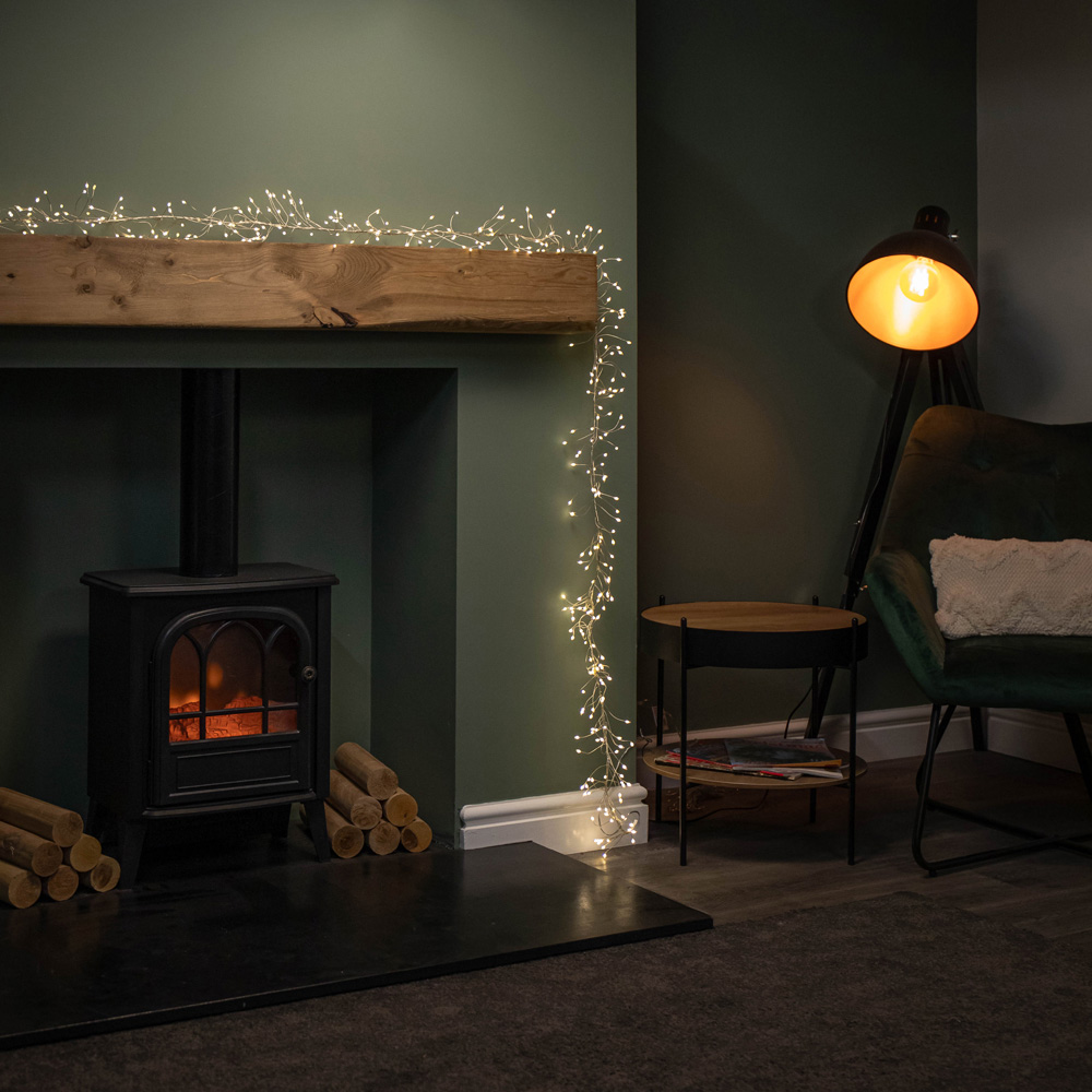 Premier UltraBrights 860 Warm White LED Silver Pin Wire Cluster Light 5.4m Image 3