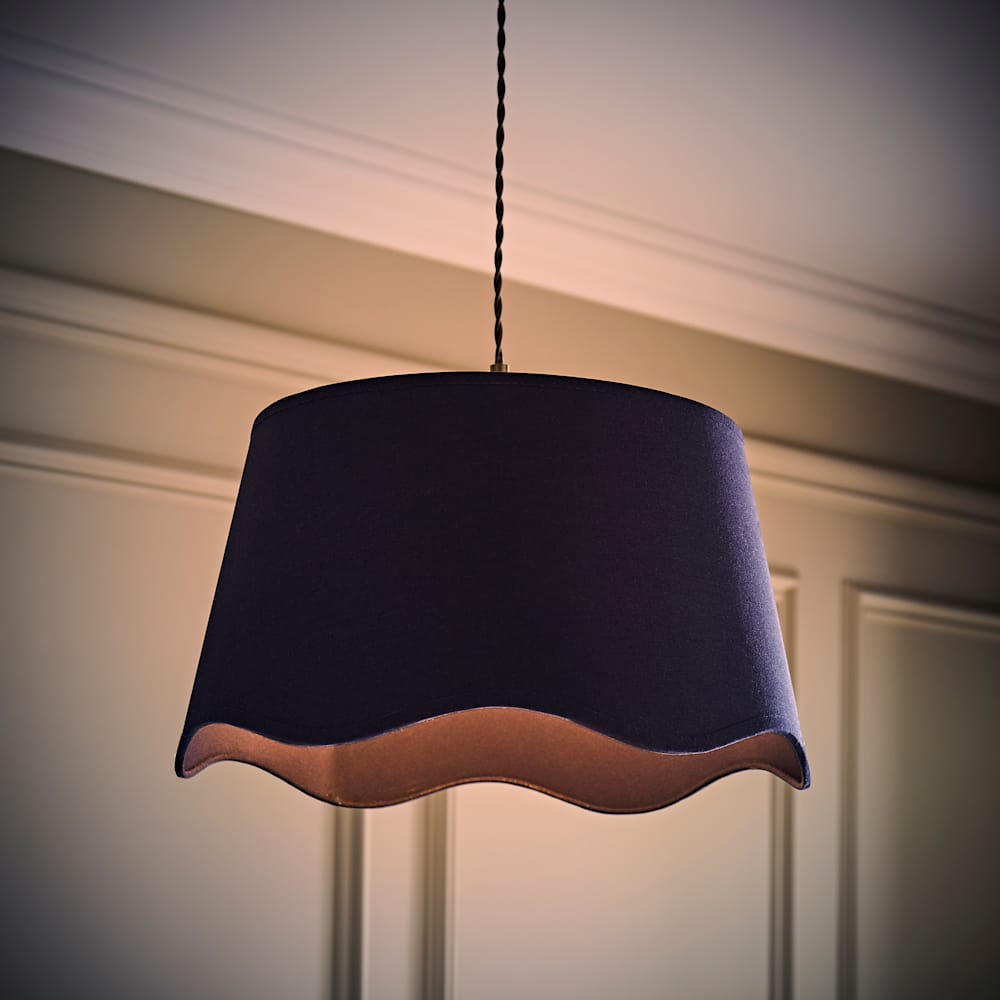 ValueLights Mabel Navy Linen Scallop Edge Large Lamp Shade Image 2