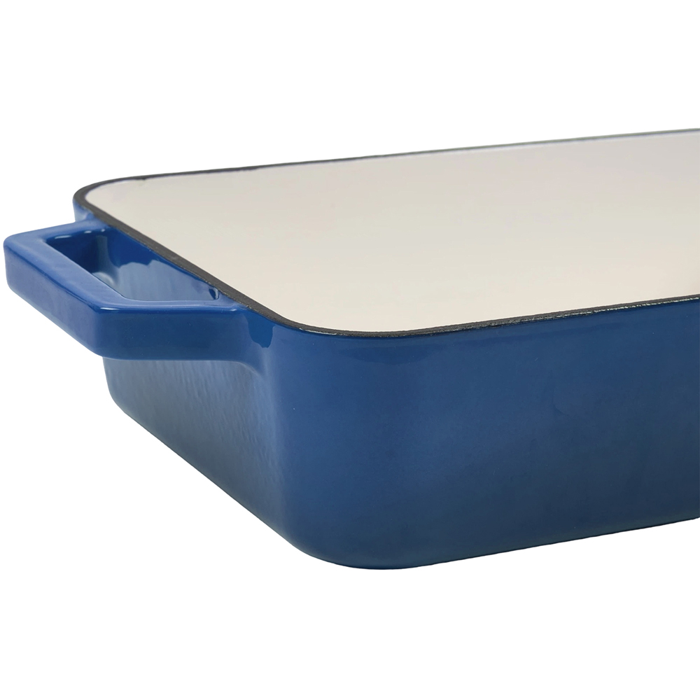 Living and Home 3.2L Blue Enamelled Cast Iron Rectangular Baking Dish Image 4