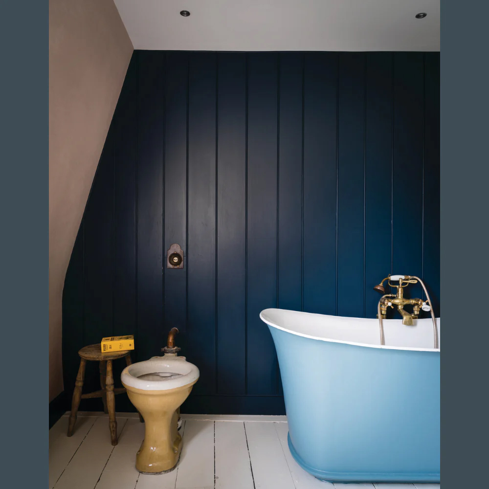 Farrow & Ball Estate Walls and Ceilings Hague Blue Matt Emulsion Paint 2.5L Image 4