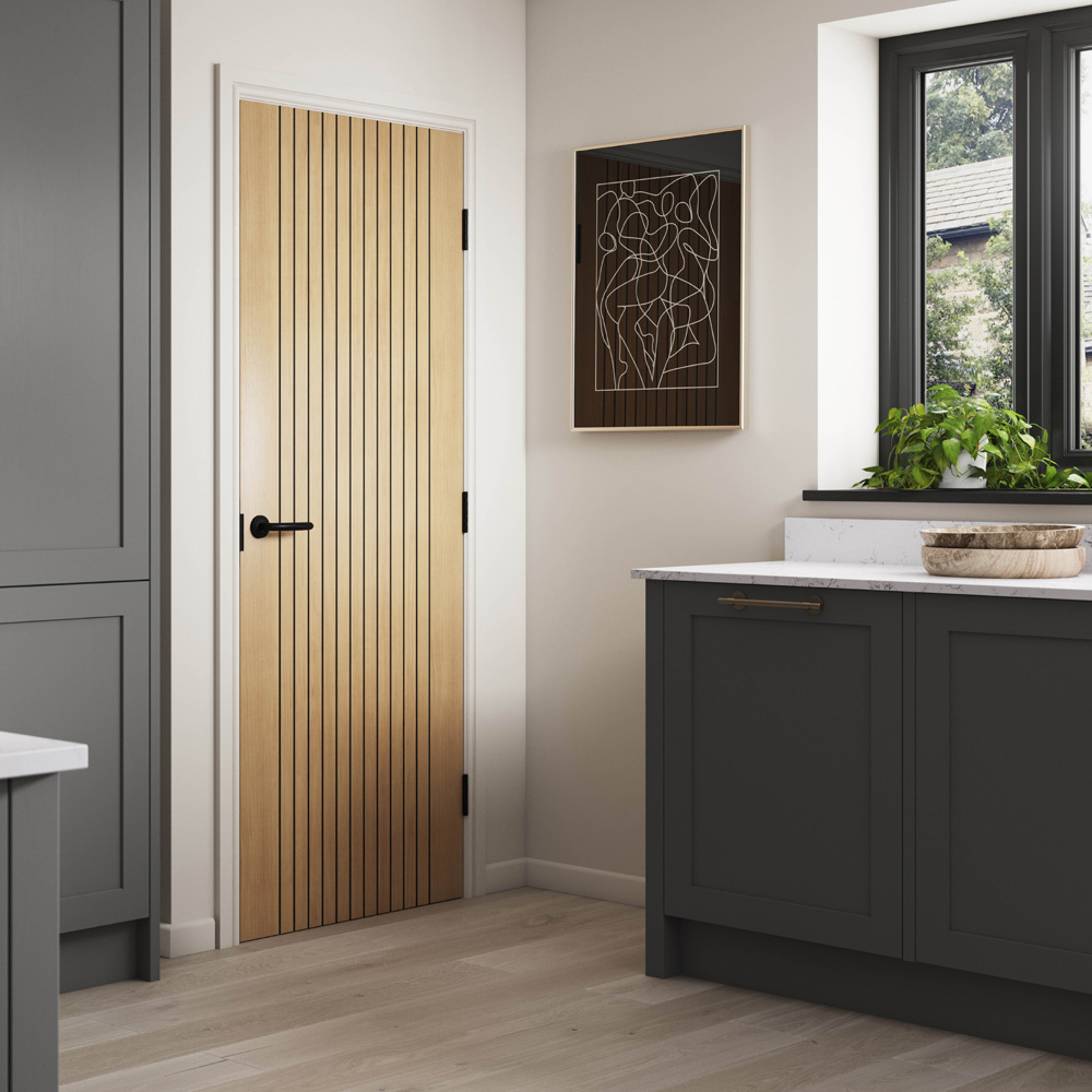 JB Kind Aria Oak Laminated Internal Door 1981 x 610mm Image 2