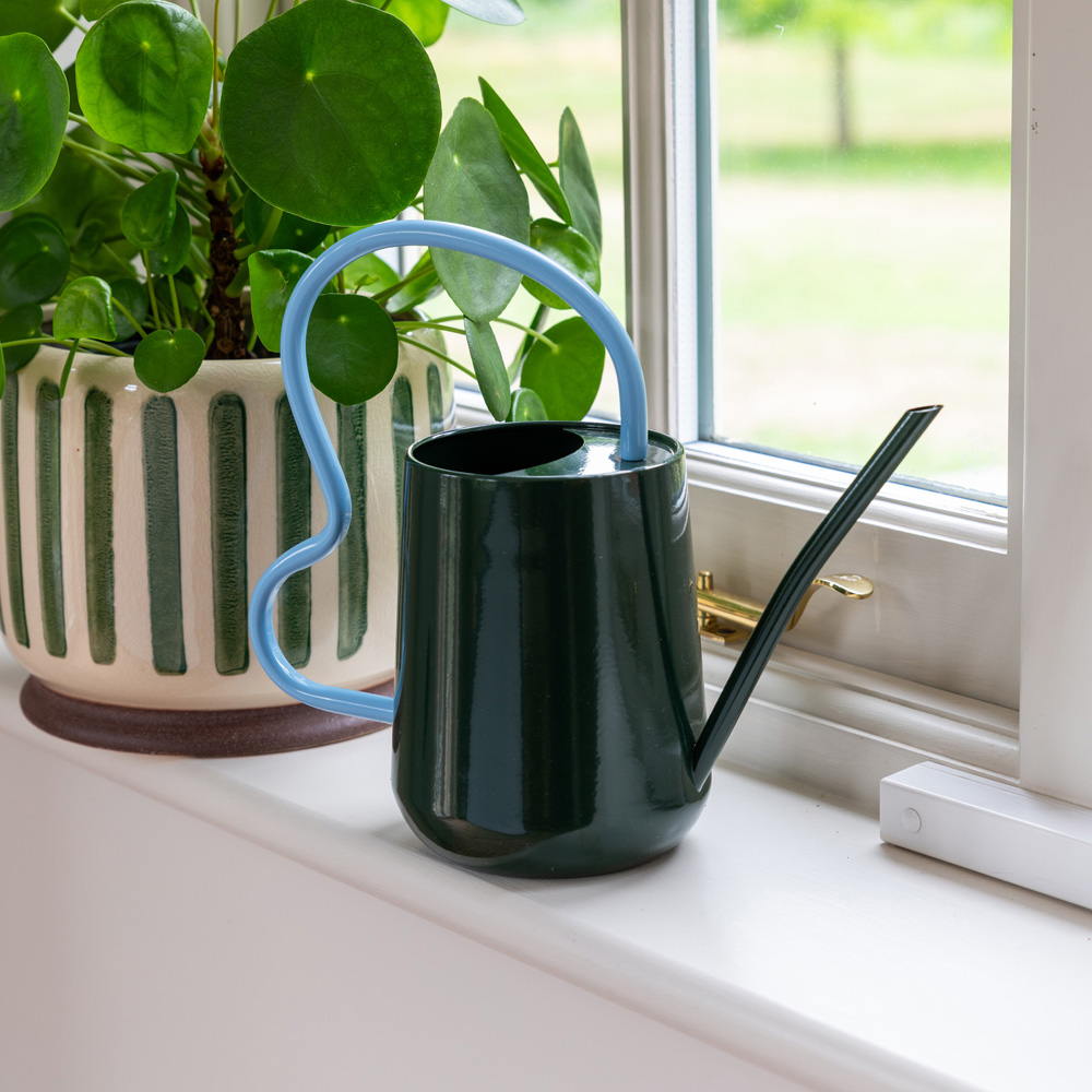 Burgon & Ball Dark Green Galvanised Steel Indoor Watering Can with Scalloped Handle 1.2L Image 2